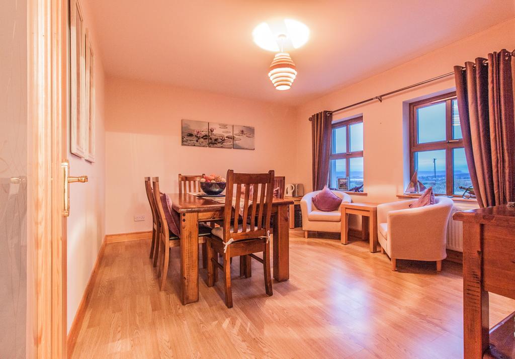 Achill Water'S Edge Doogort Exterior foto
